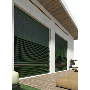 Tapparella in alluminio con lamelle orientabili su misura