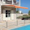 Tenda da sole a bracci con cassonetto - Eucalipto